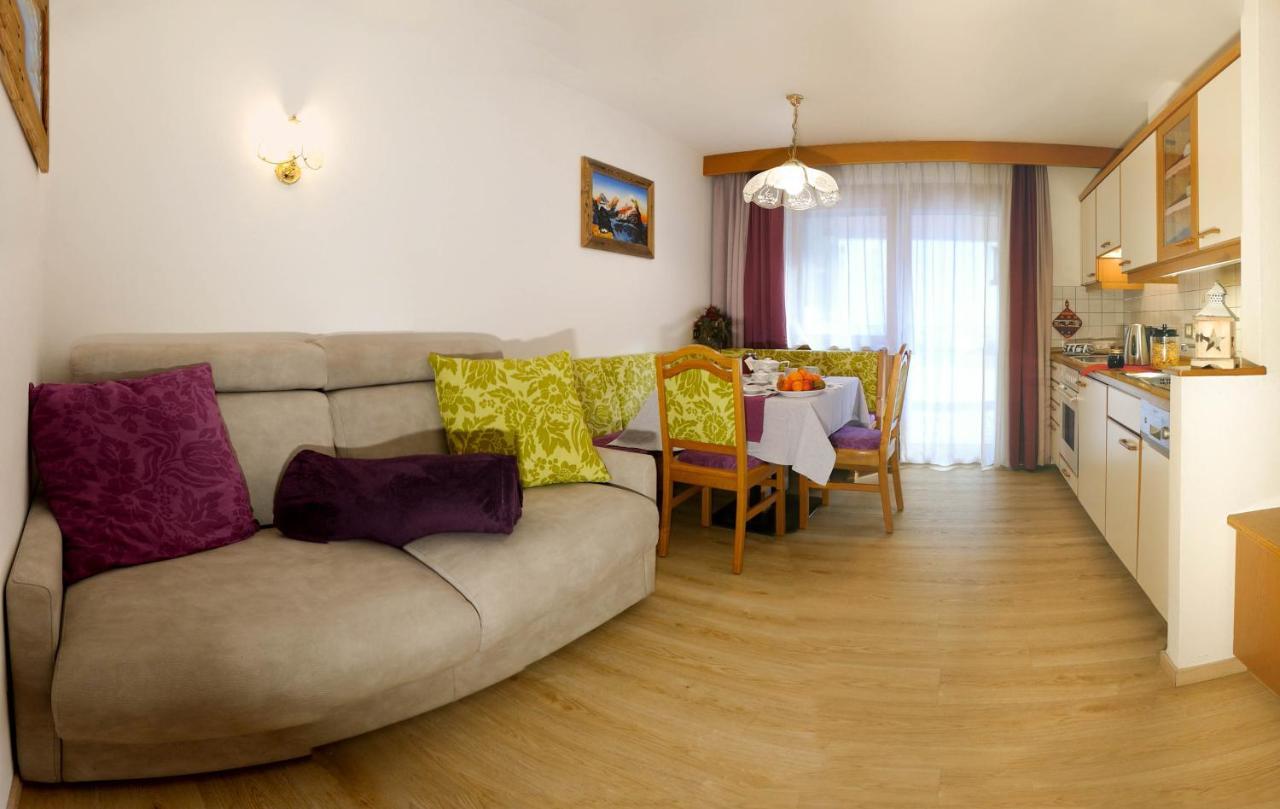 Villa Artic Apartments Campitello di Fassa Εξωτερικό φωτογραφία